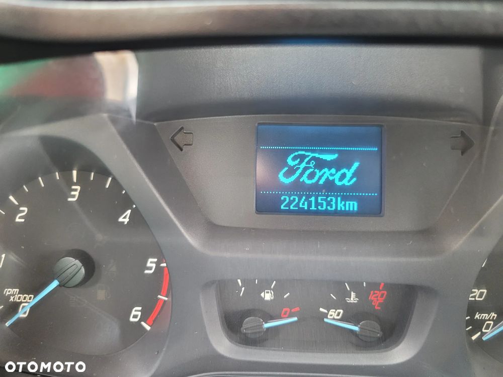 Ford Transit - 24