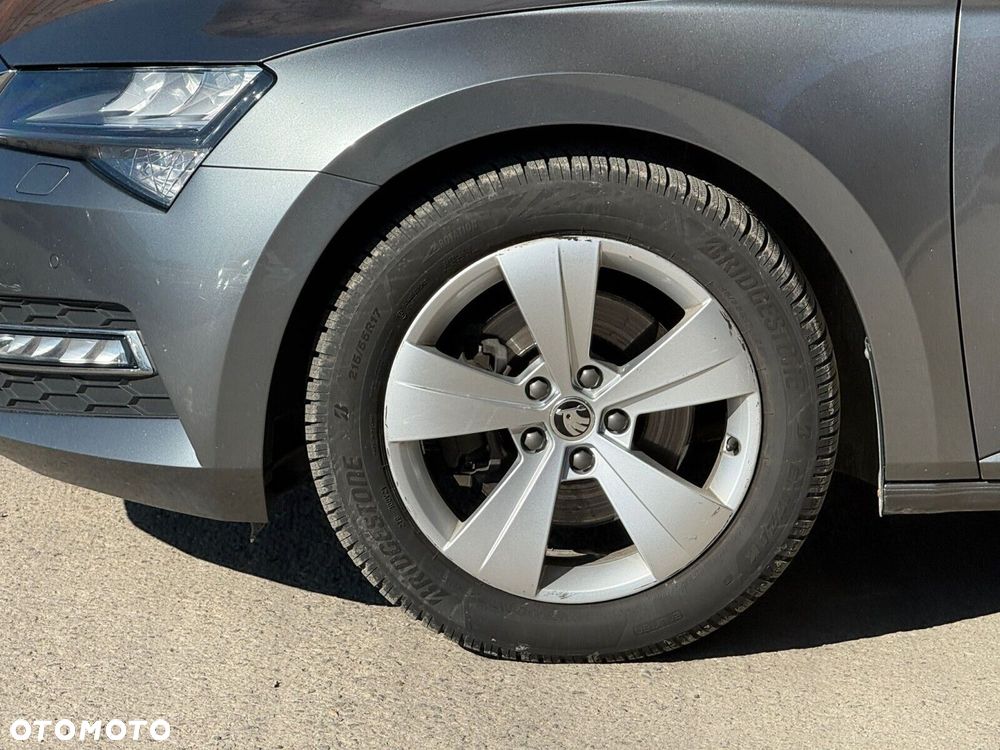 Skoda Superb 2.0 TDI SCR Style DSG - 9