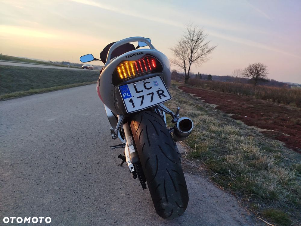 Honda CBR - 8