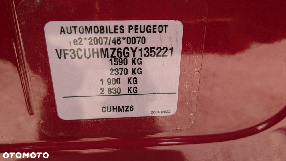 Peugeot 2008 - 24