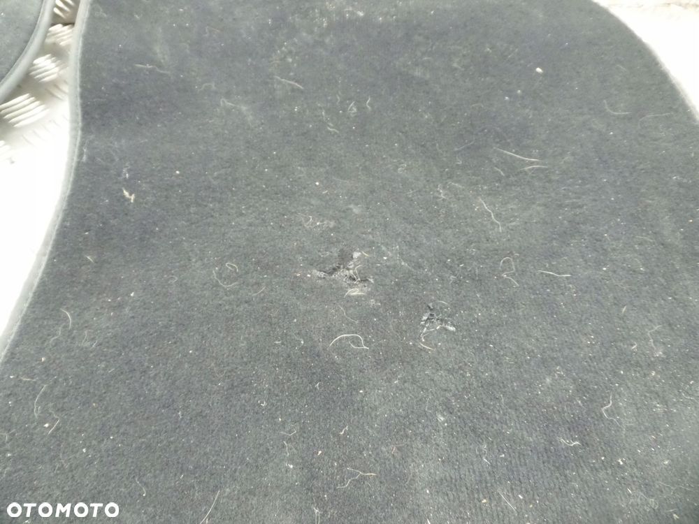 dywaniki welurowe mercedes benz a-klasa w177 a177680602 amg - 5