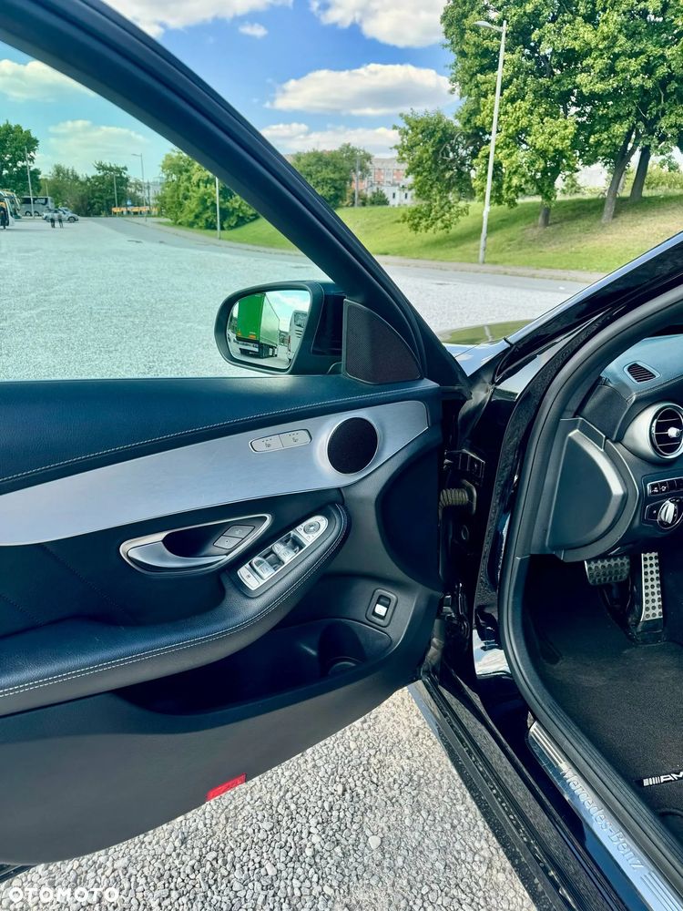 Mercedes-Benz Klasa C 400 4-Matic 7G-TRONIC - 9