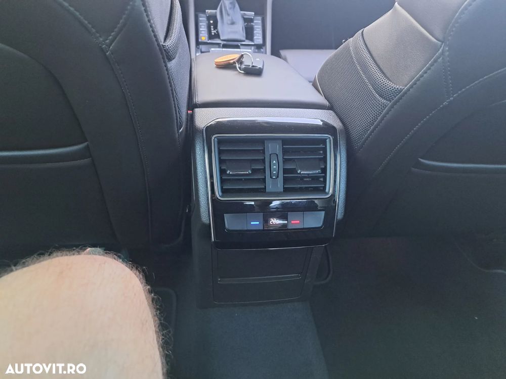 Skoda Superb 2.0 TDI DSG L&K - 16