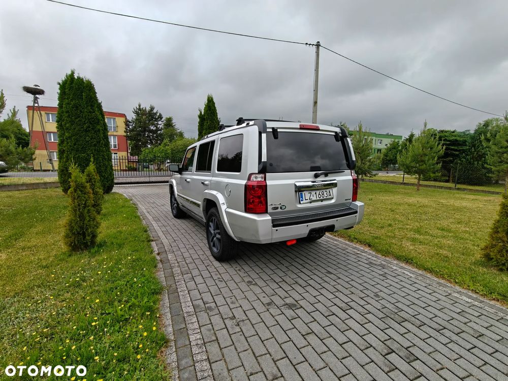 Jeep Commander 5.7 V8 Overland - 3
