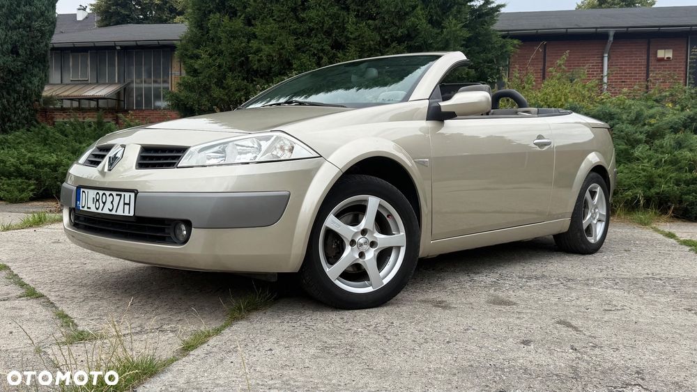 Renault Megane 2.0 Confort Privilege - 9