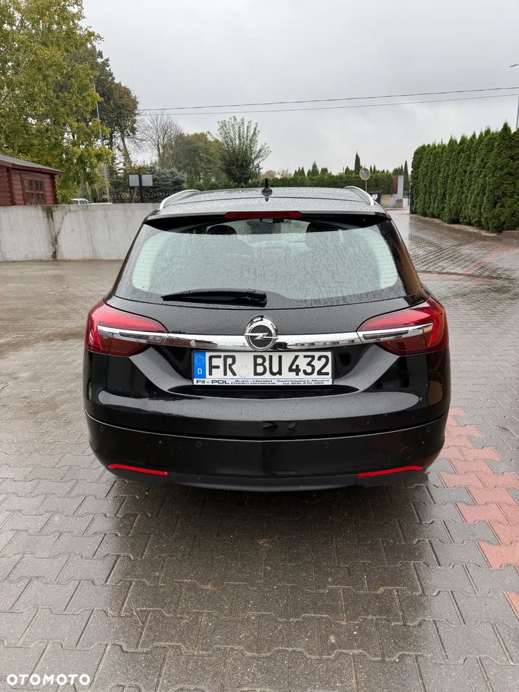 Opel Insignia - 11