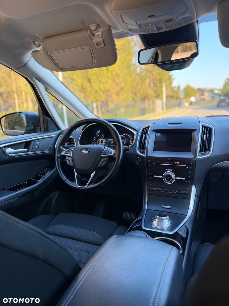 Ford S-Max 2.0 EcoBlue Titanium - 19
