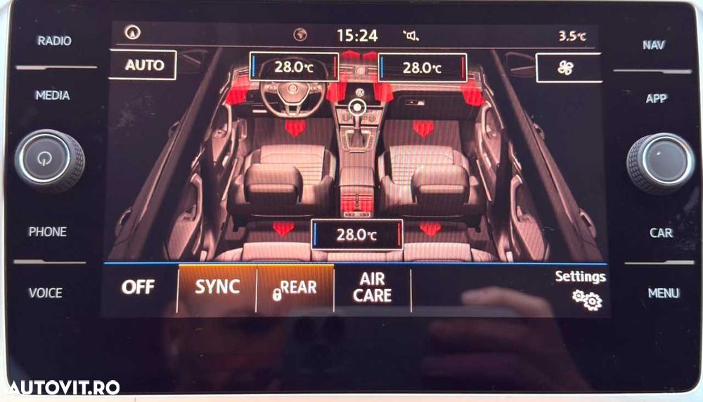 Volkswagen Passat - 31