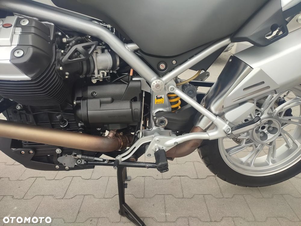 Moto Guzzi Stelvio - 13
