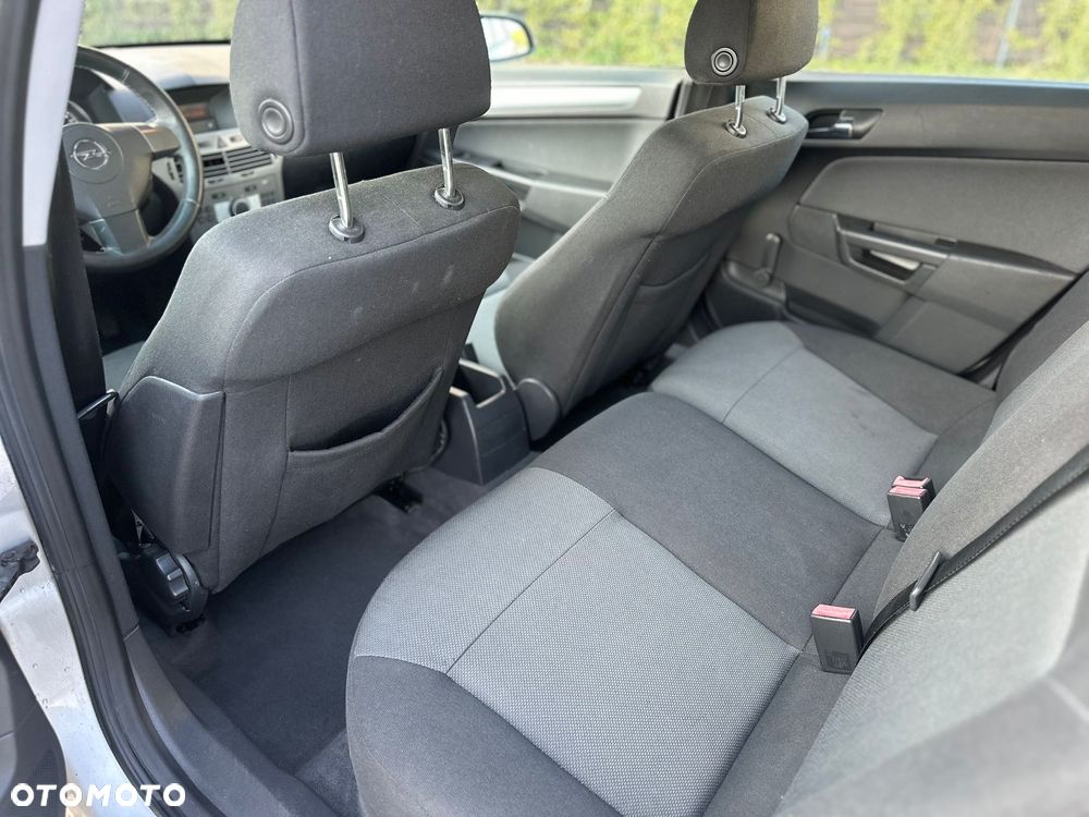 Opel Astra - 12