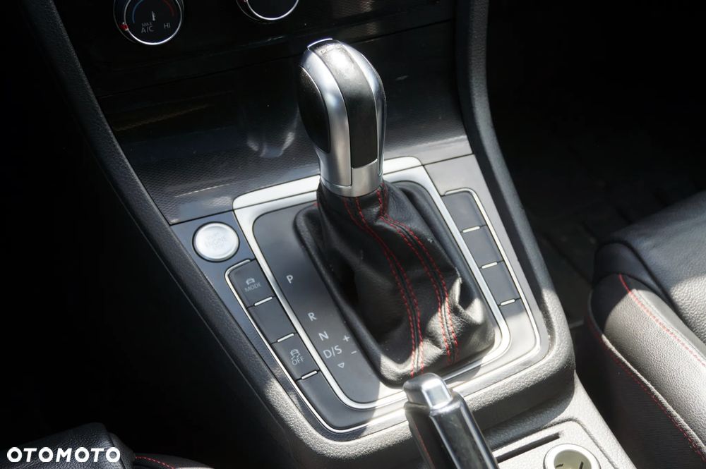 Volkswagen Golf 2.0 TSI BMT GTI DSG - 13
