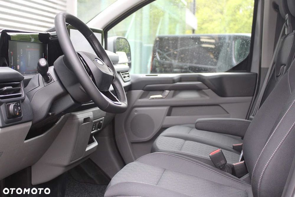 Ford Transit Custom 320 L2H1 Limited A8 2.0 170KM - 6