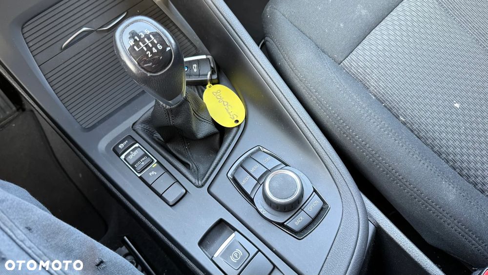 BMW X1 sDrive16d - 22