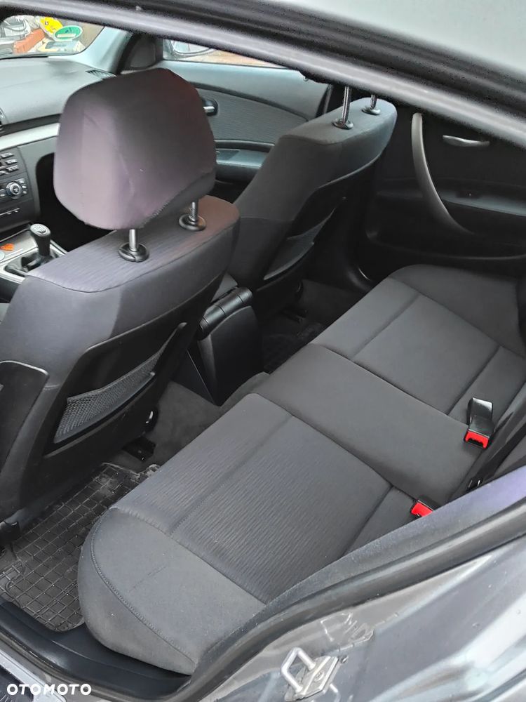 BMW Seria 1 118d - 8