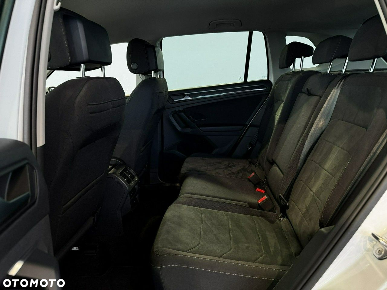 Volkswagen Tiguan - 15