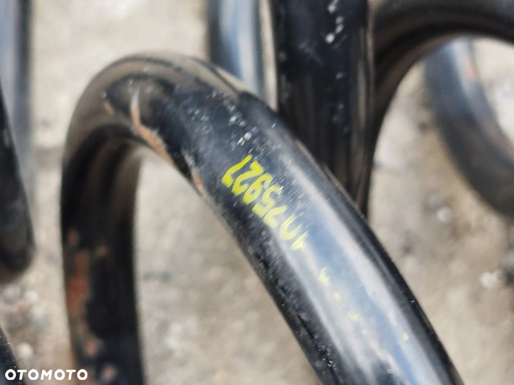 Audi A4 B6 B7 kombi sprężyny tył wahacze i inne części - 5