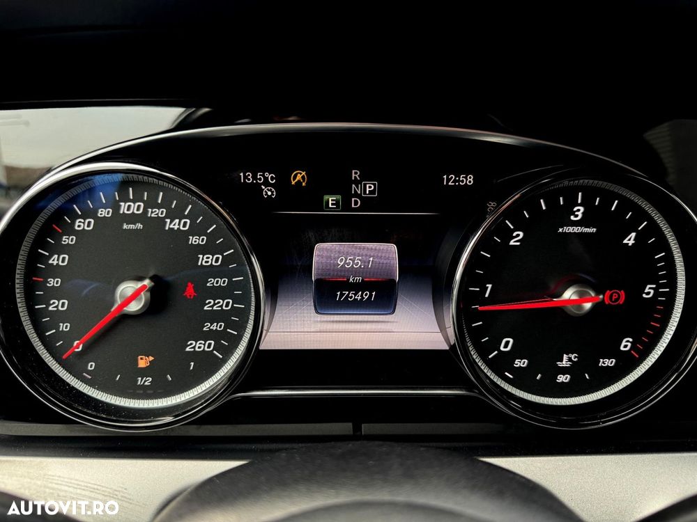 Mercedes-Benz E - 28