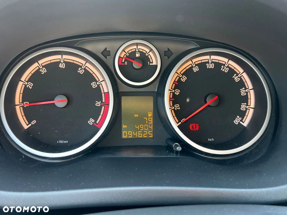 Opel Corsa 1.4 16V 150 Jahre - 26