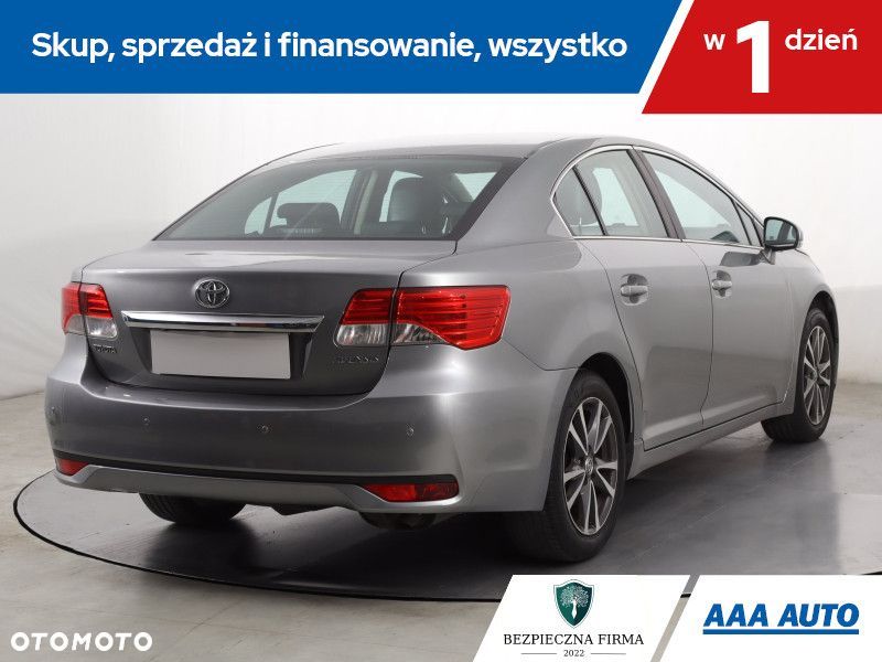 Toyota Avensis - 7