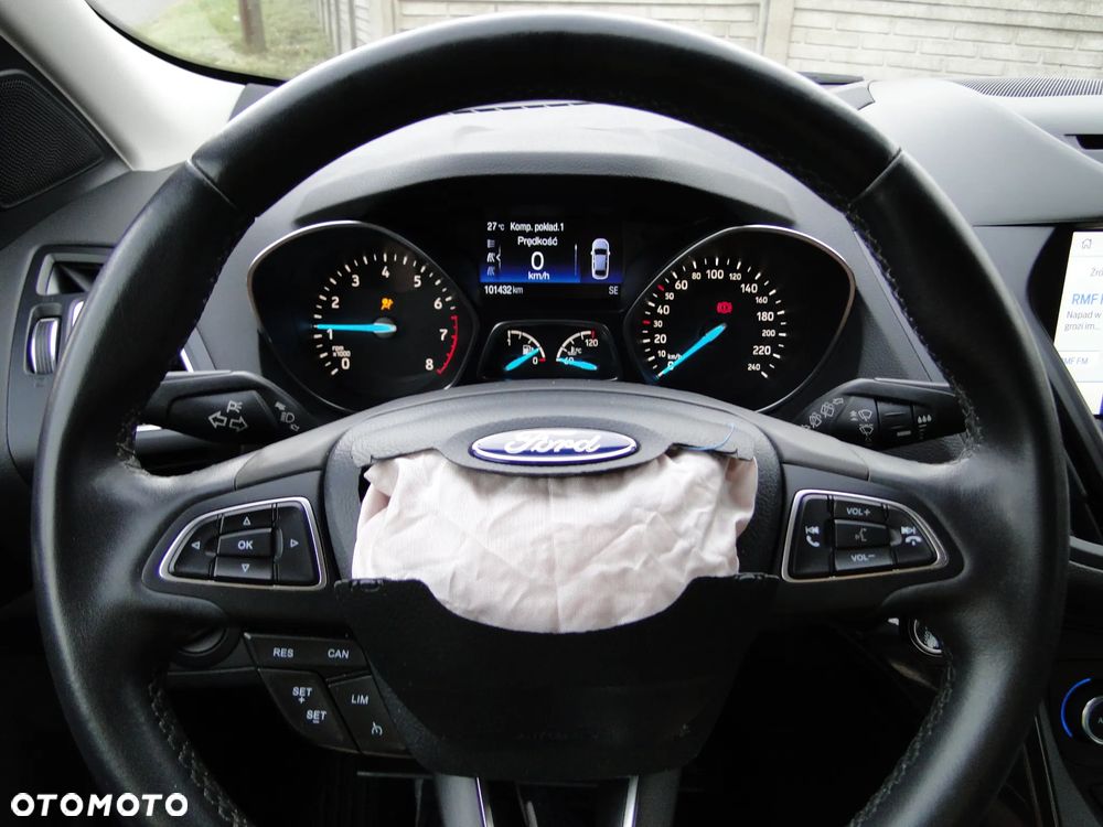 Ford Kuga 1.5 EcoBoost FWD Titanium - 20
