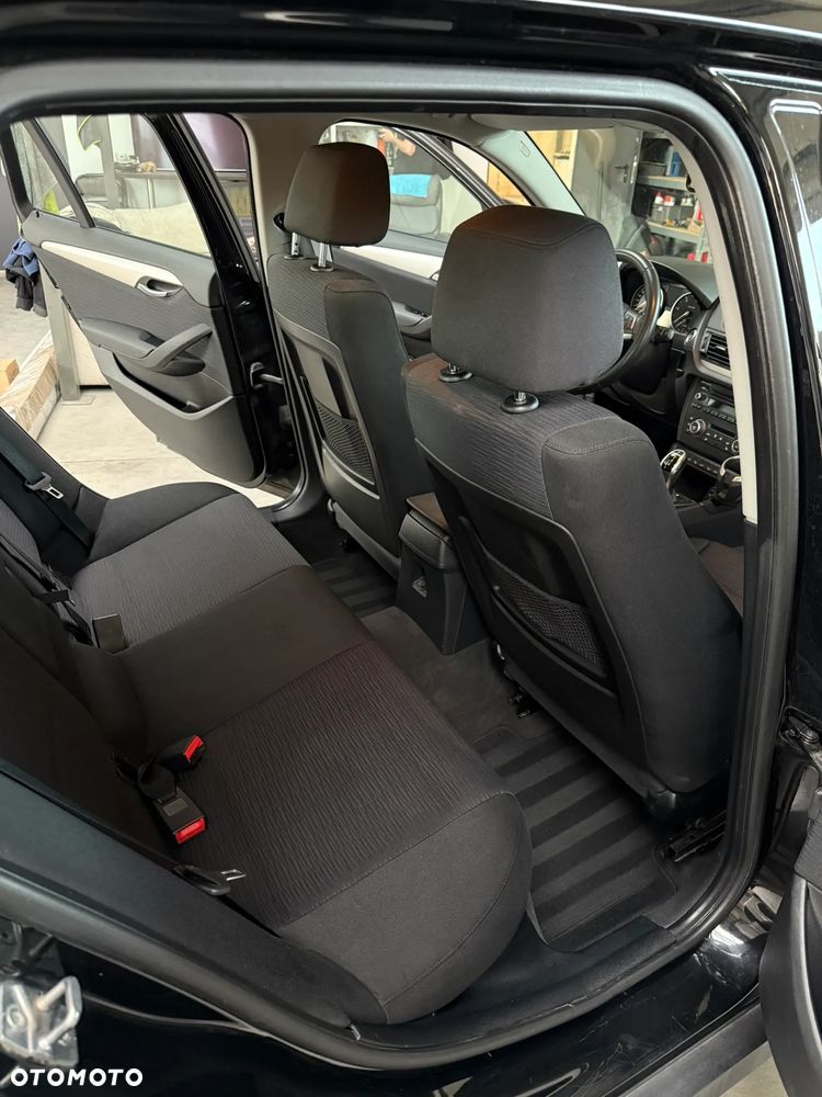 BMW X1 xDrive18d - 9