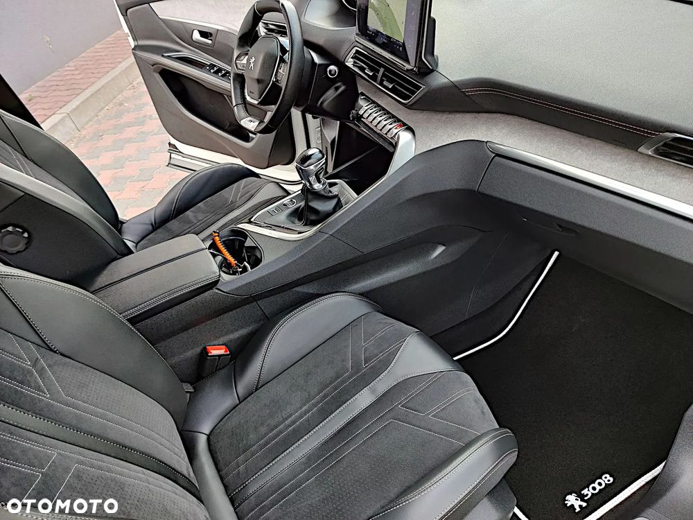 Peugeot 3008 1.2 PureTech GT S&S - 20