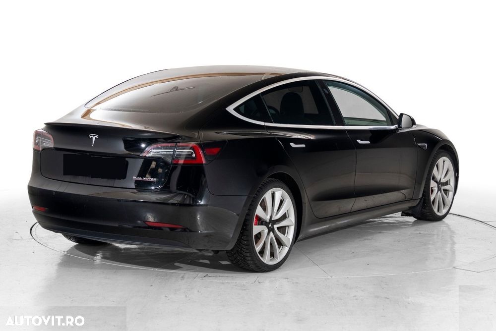 Tesla Model 3 Langstreckenbatterie Allradantrieb Dual Motor Performance - 3