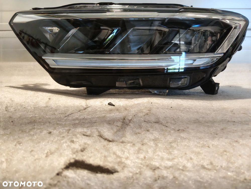 Volkswagen T-Roc LIFT PÓŁ LED PRZÓD STRONA LEWA 2GA941005F - 1