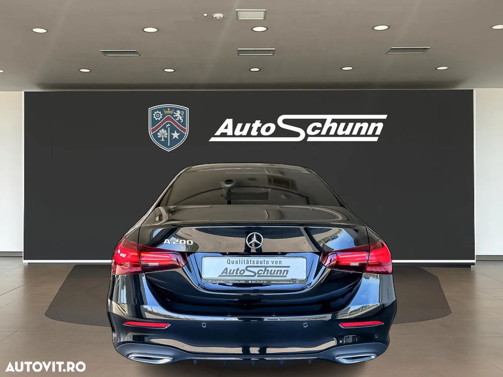 Mercedes-Benz A 200 Sedan 7G-DCT AMG Line - 7