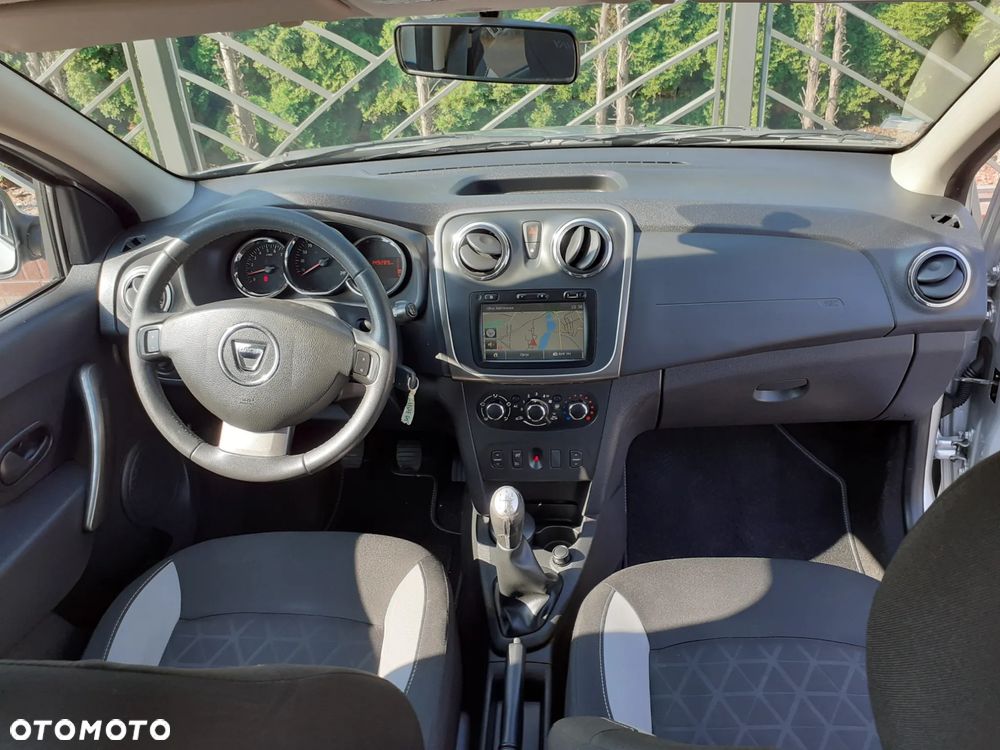 Dacia Sandero 1.5 dCi Laureate - 9
