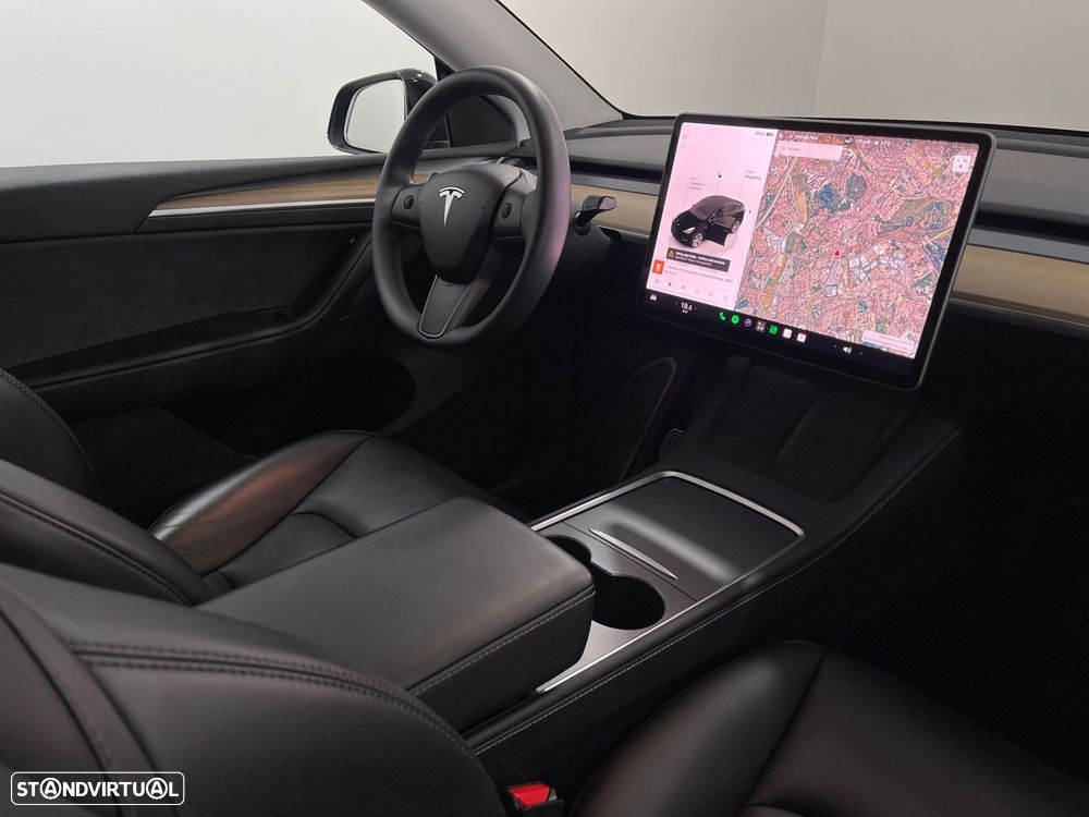 Tesla Model Y Standard - 23