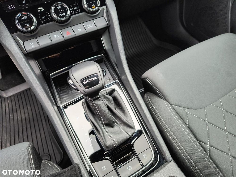 Skoda Karoq 1.5 TSI ACT Sportline DSG - 15