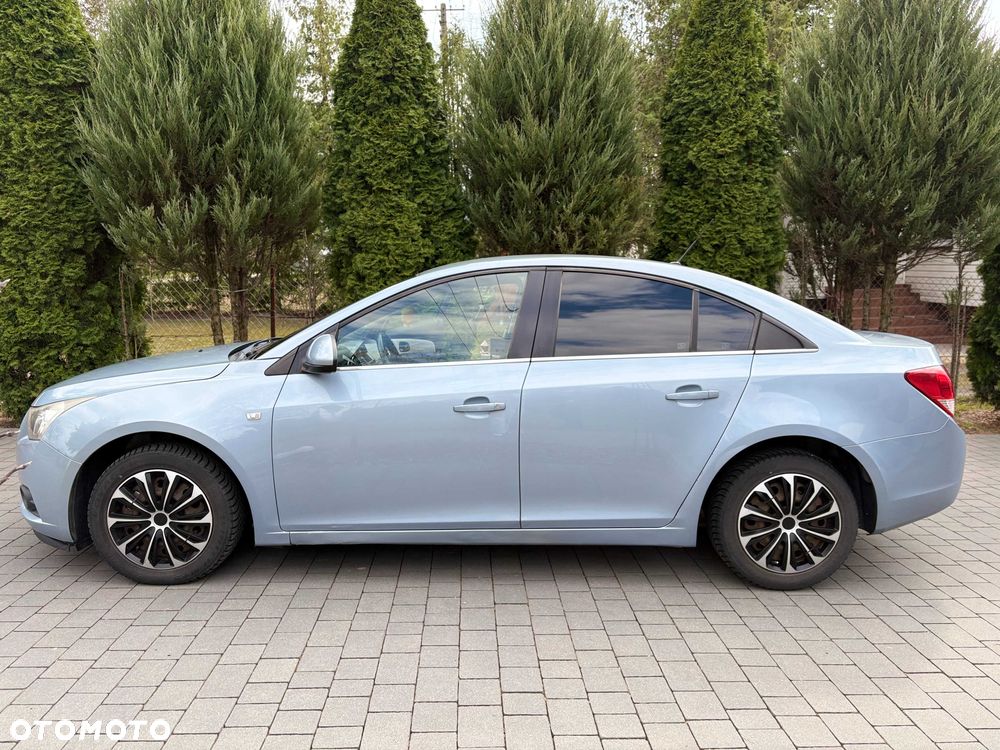Chevrolet Cruze - 3