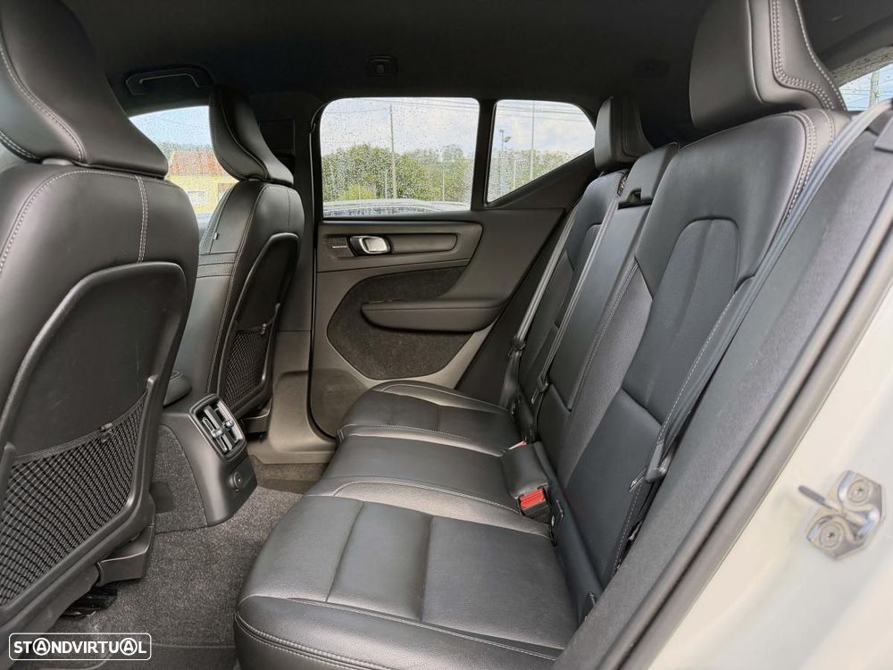 Volvo XC 40 1.5 T5 PHEV Inscription - 19