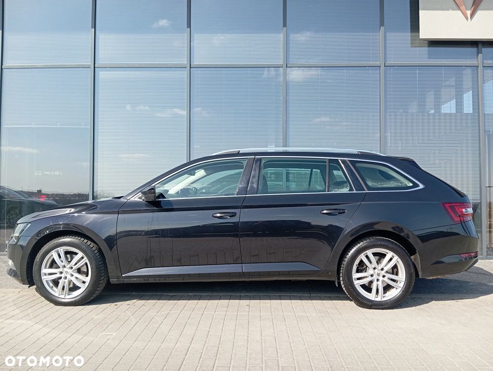 Skoda Superb 2.0 TDI 4x4 DSG Style - 3