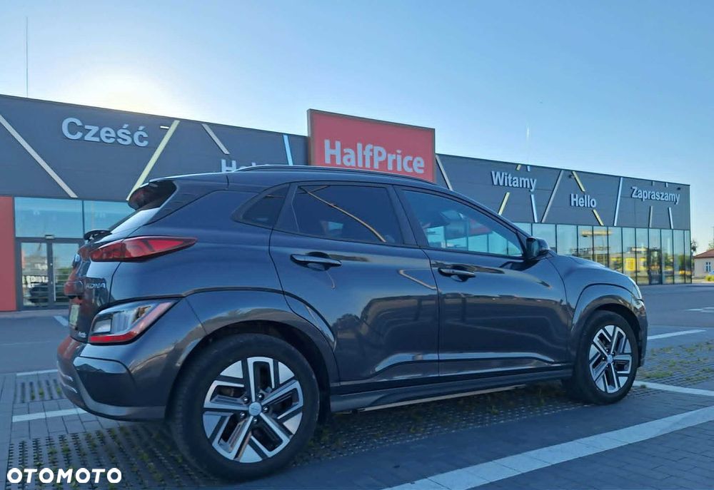 Hyundai Kona - 1