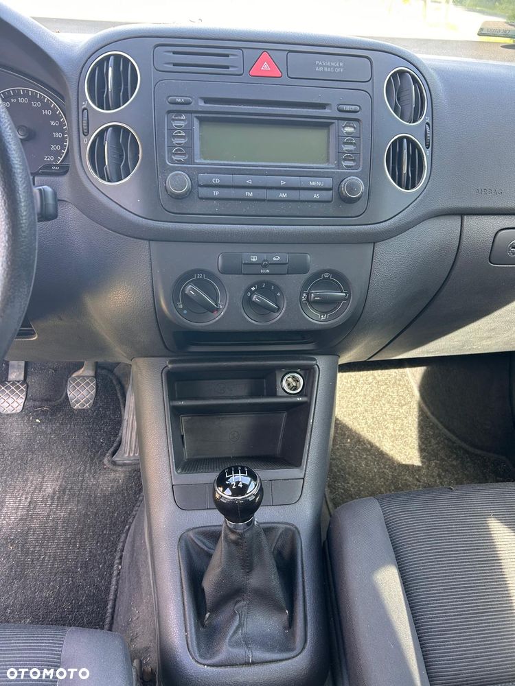 Volkswagen Golf Plus - 14