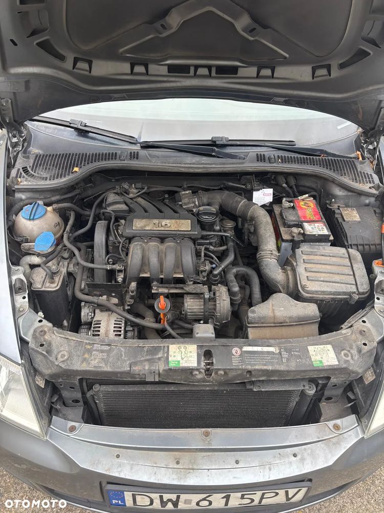 Skoda Octavia 1.6 Family - 11