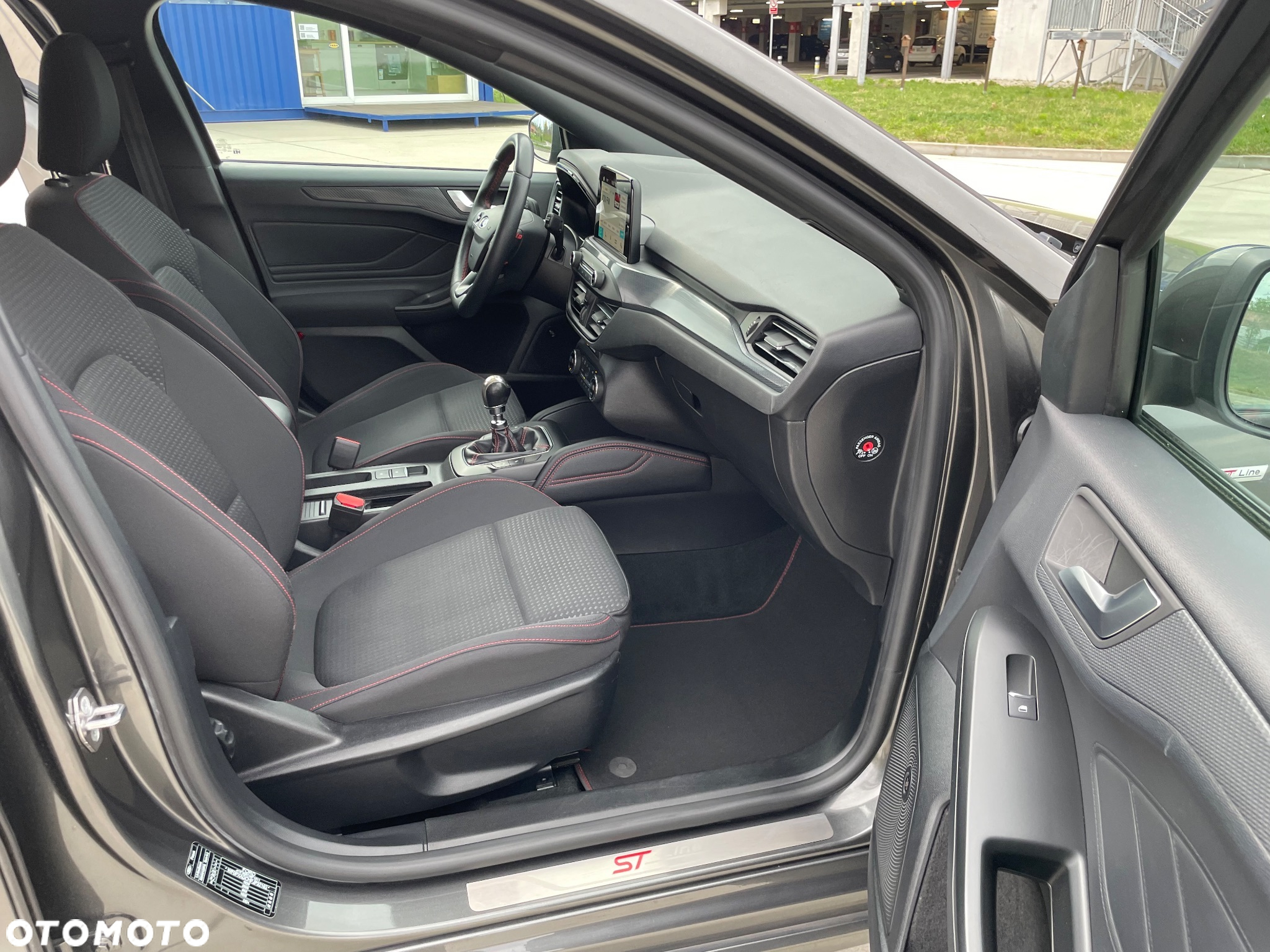 Ford Focus Turnier 1.0 EcoBoost Start-Stopp-System ST-LINE - 24