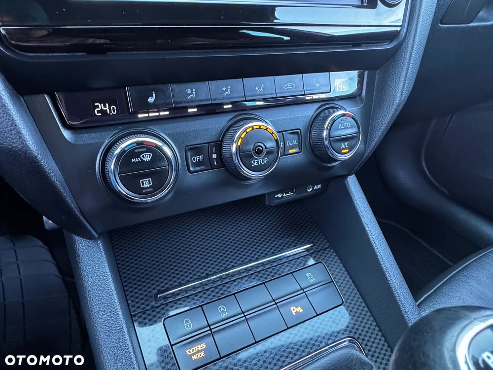Skoda Octavia 2.0 TDI RS - 15