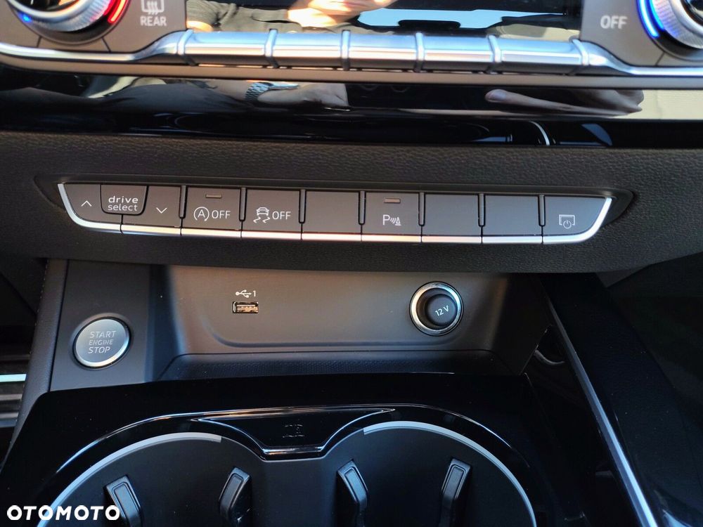 Audi A4 Limousine - 22