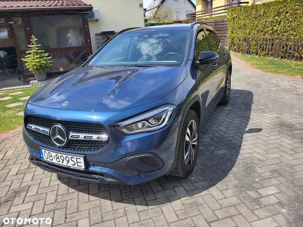 Mercedes-Benz GLA 200 Progressive - 1