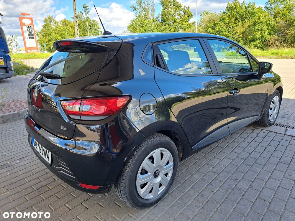 Renault Clio - 7