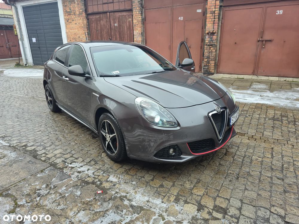 Alfa Romeo Giulietta 2.0 JTDM Distinctive - 6