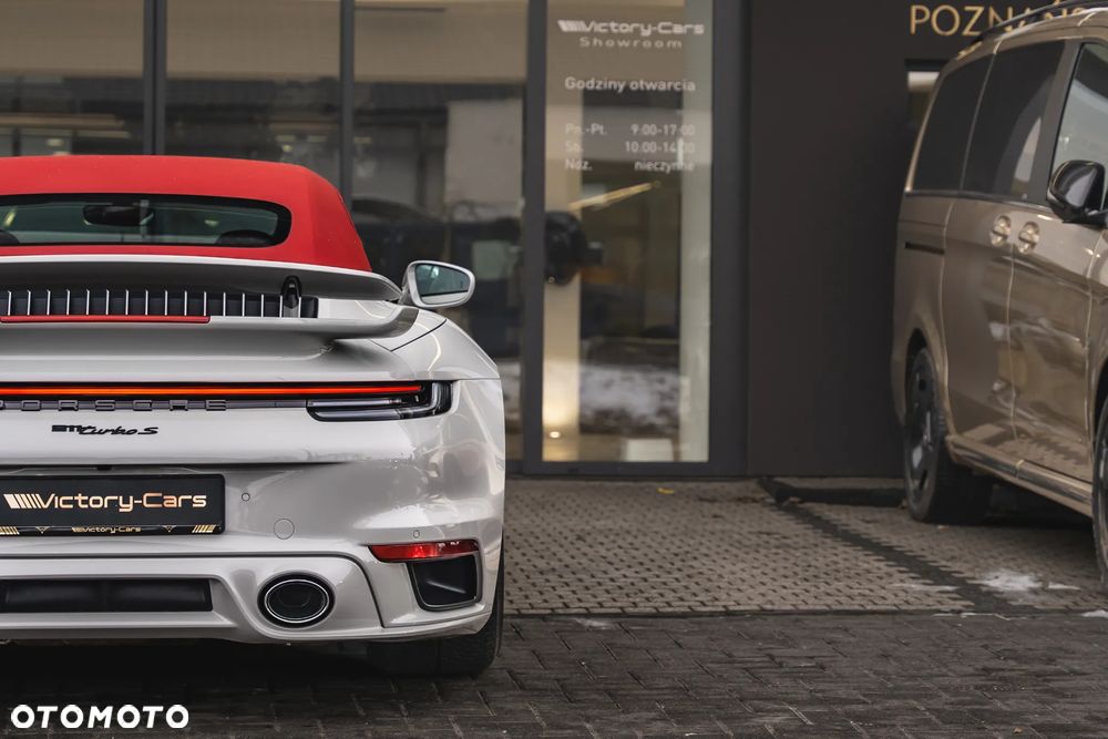 Porsche 911 Turbo S - 18