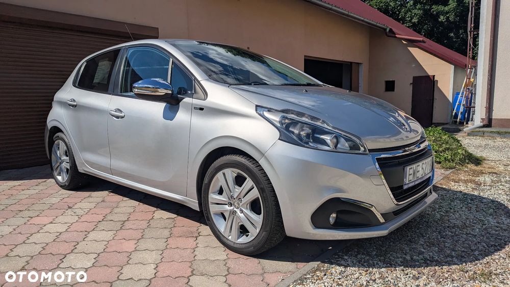 Peugeot 208 1.6 BlueHDi Allure S&S - 4