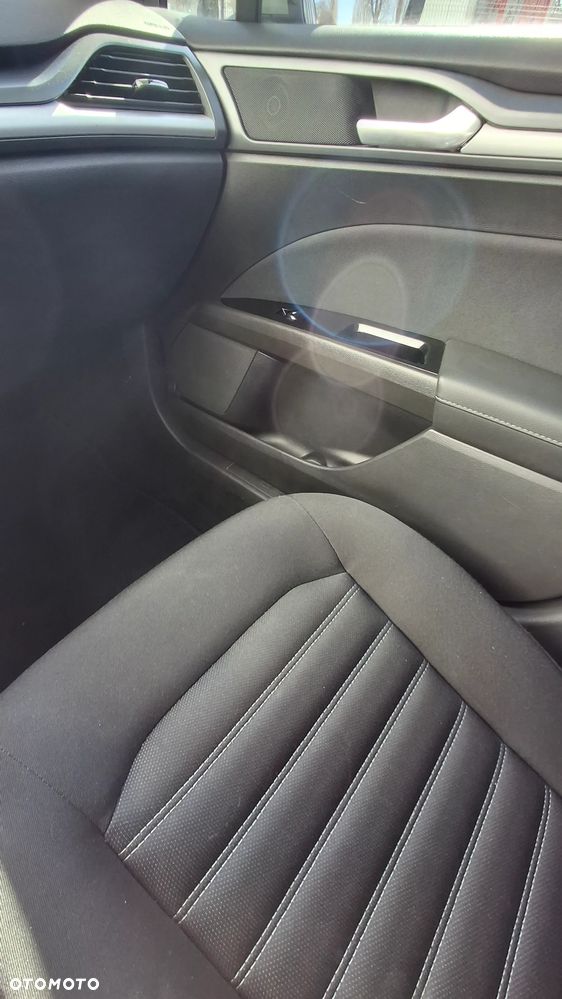 Ford Mondeo 2.0 TDCi Trend - 21