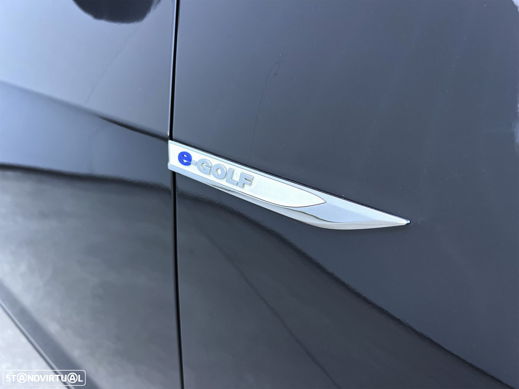 VW e-Golf AC/DC - 11