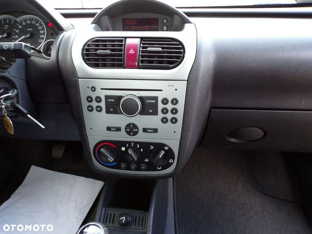 Opel Combo - 28