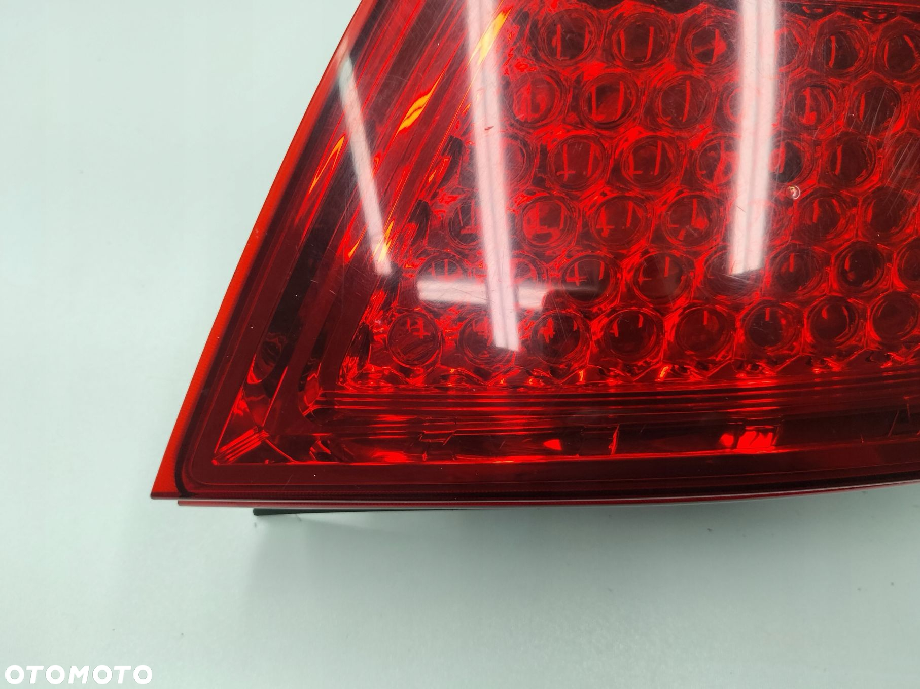 LAMPA PRAWA TYŁ TYLNA 92402-1H0 KIA CEED 1 I 5D HB LIFT - 2